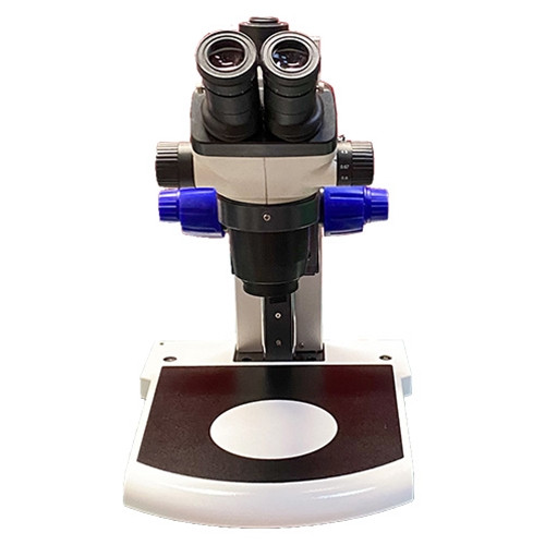 Stereo Microscope with Reflected Light
